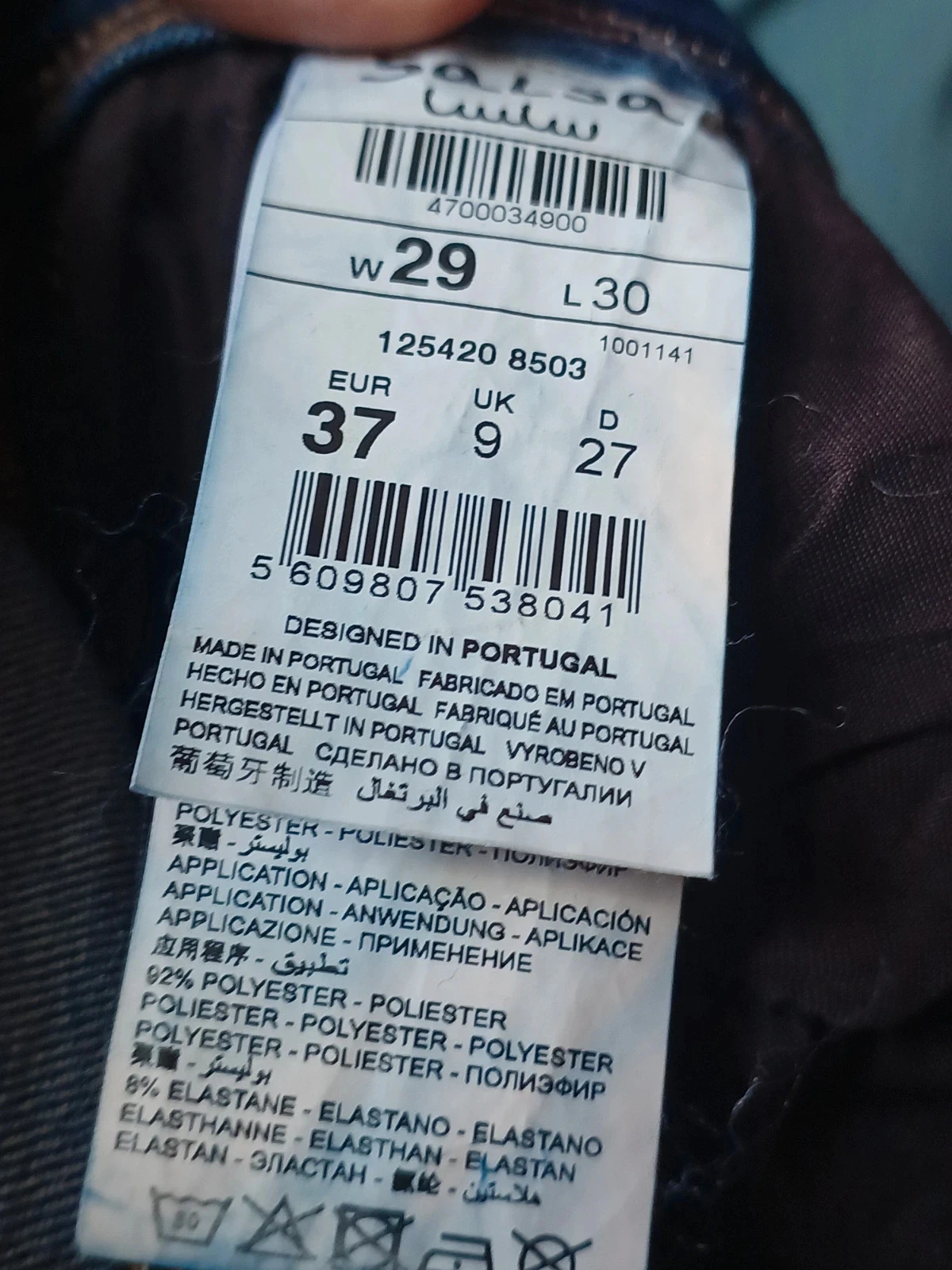 Jean salsa azul com detalhe de couro push up wonder tamanho US 29 – photo 9
